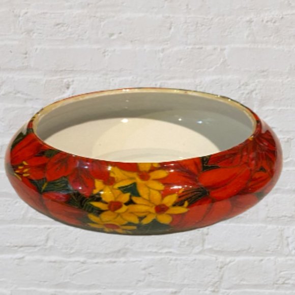 COVERED DISH -- Christmas Bowl/Dish with Poinsettias in Red and Green, Small - Picture 4 of 8